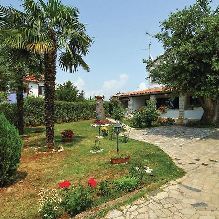 Beautiful Apartment In Porec With Wifi Exterior photo