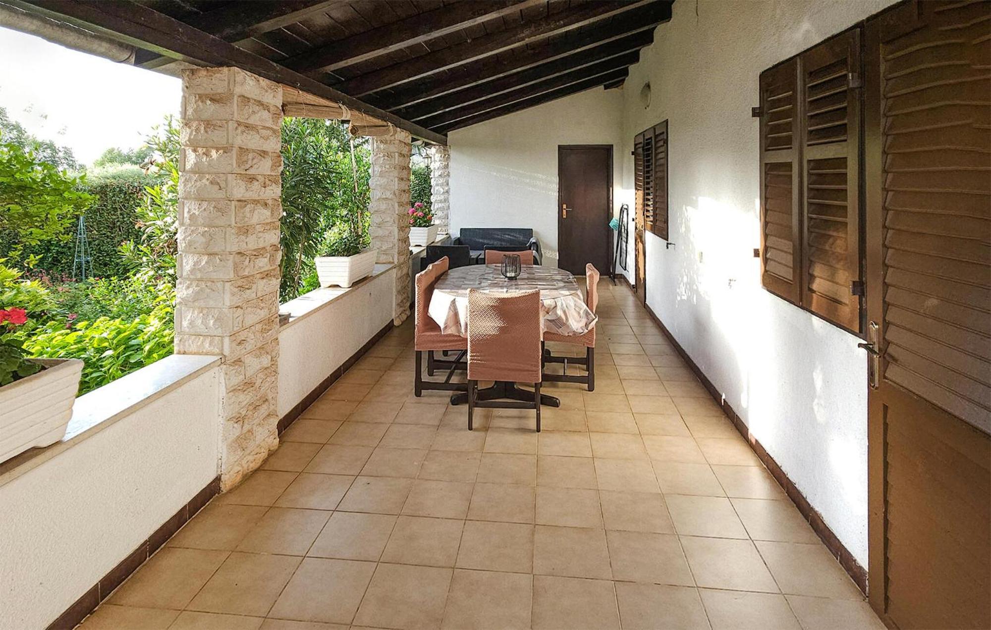 Beautiful Apartment In Porec With Wifi Exterior photo